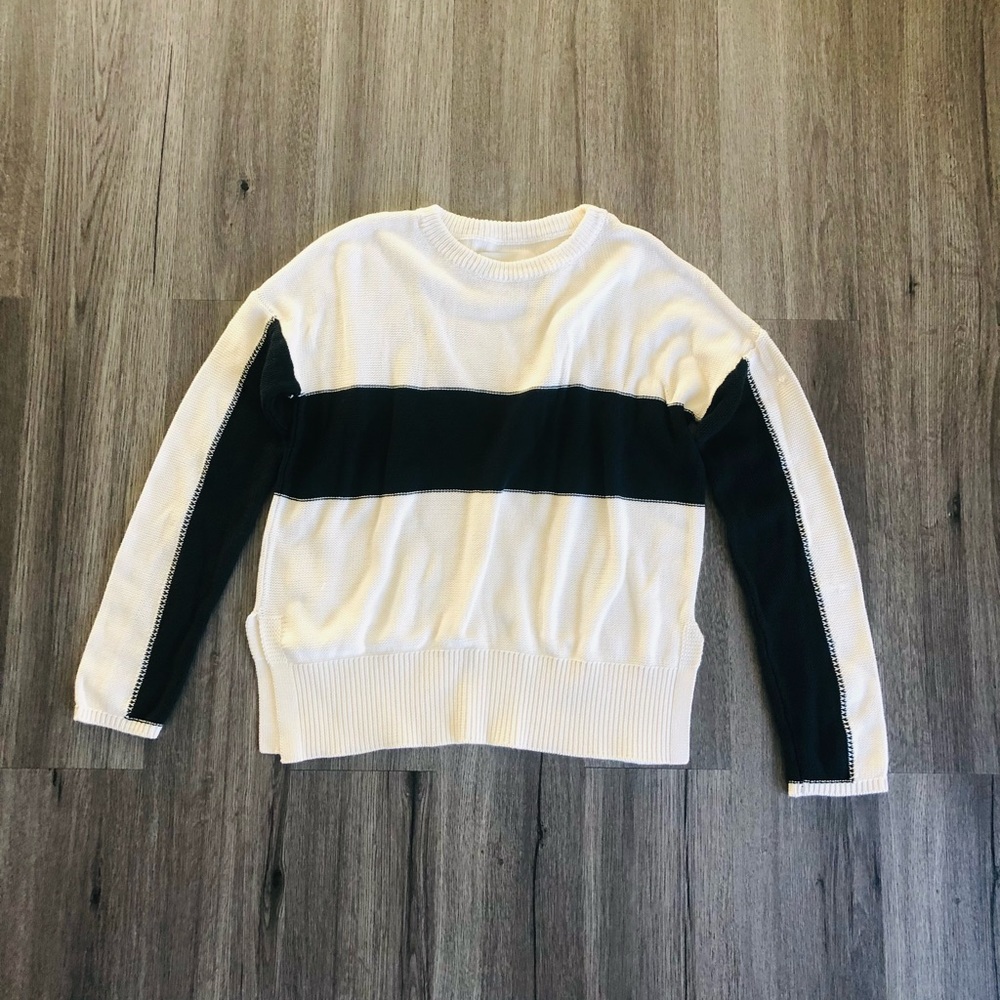 Brochu Walker White and Black Sweater